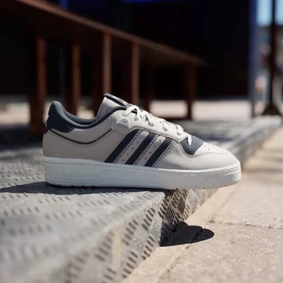 Size 11.5- adidas Rivalry 86 Low Sesame main image 4